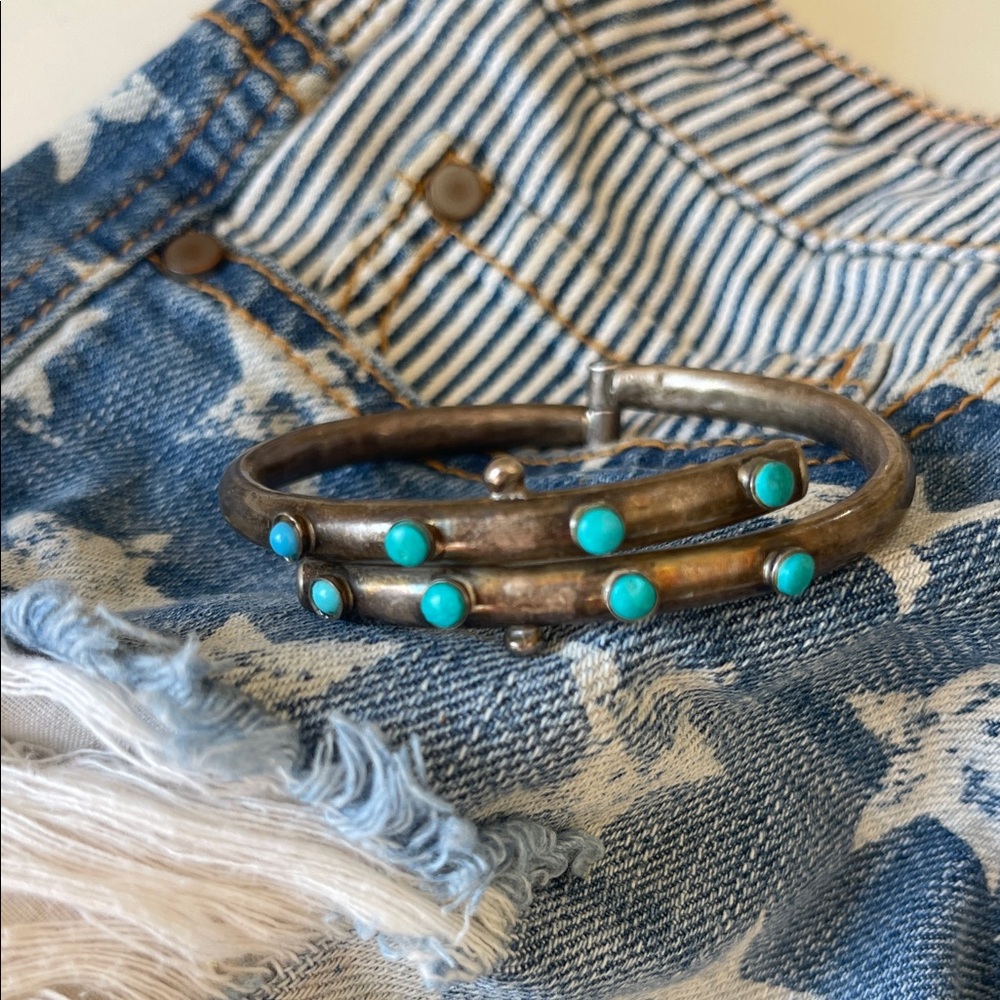 native American Sterling Silver and turquoise vintage cuff bracelet